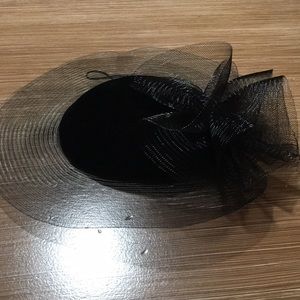 Black beautifully stunning hat by fedora
